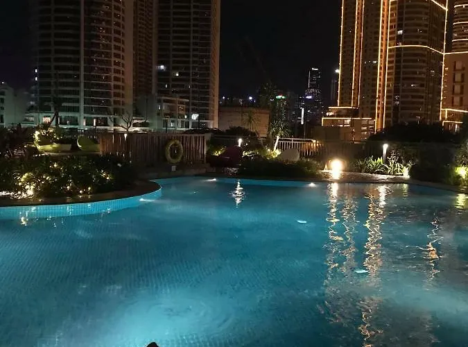 Acqua Cosmo Sleek Minimalist 1br Manila
