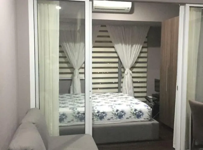 Acqua Cosmo Sleek Minimalist 1br *