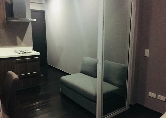 Acqua Cosmo Sleek Minimalist 1br Apartahotel *